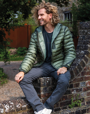 Heritage outfit combineert moderne fits met klassieke stoffen