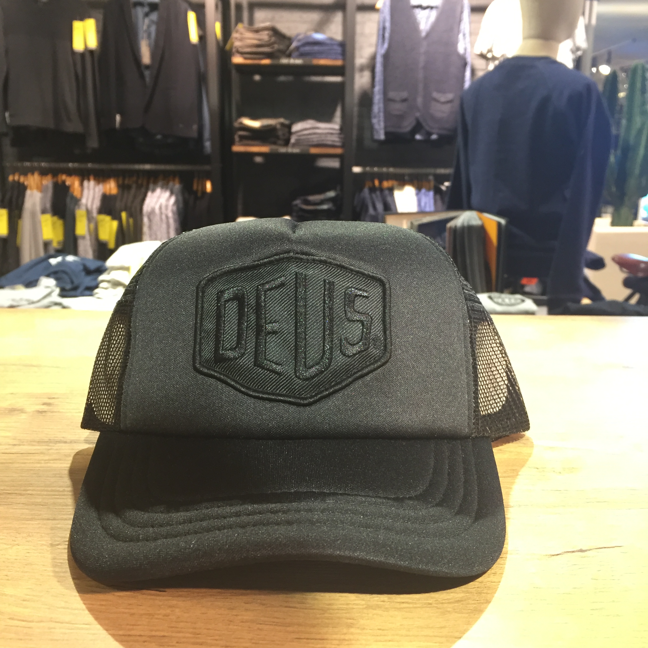 Deus cap zwart