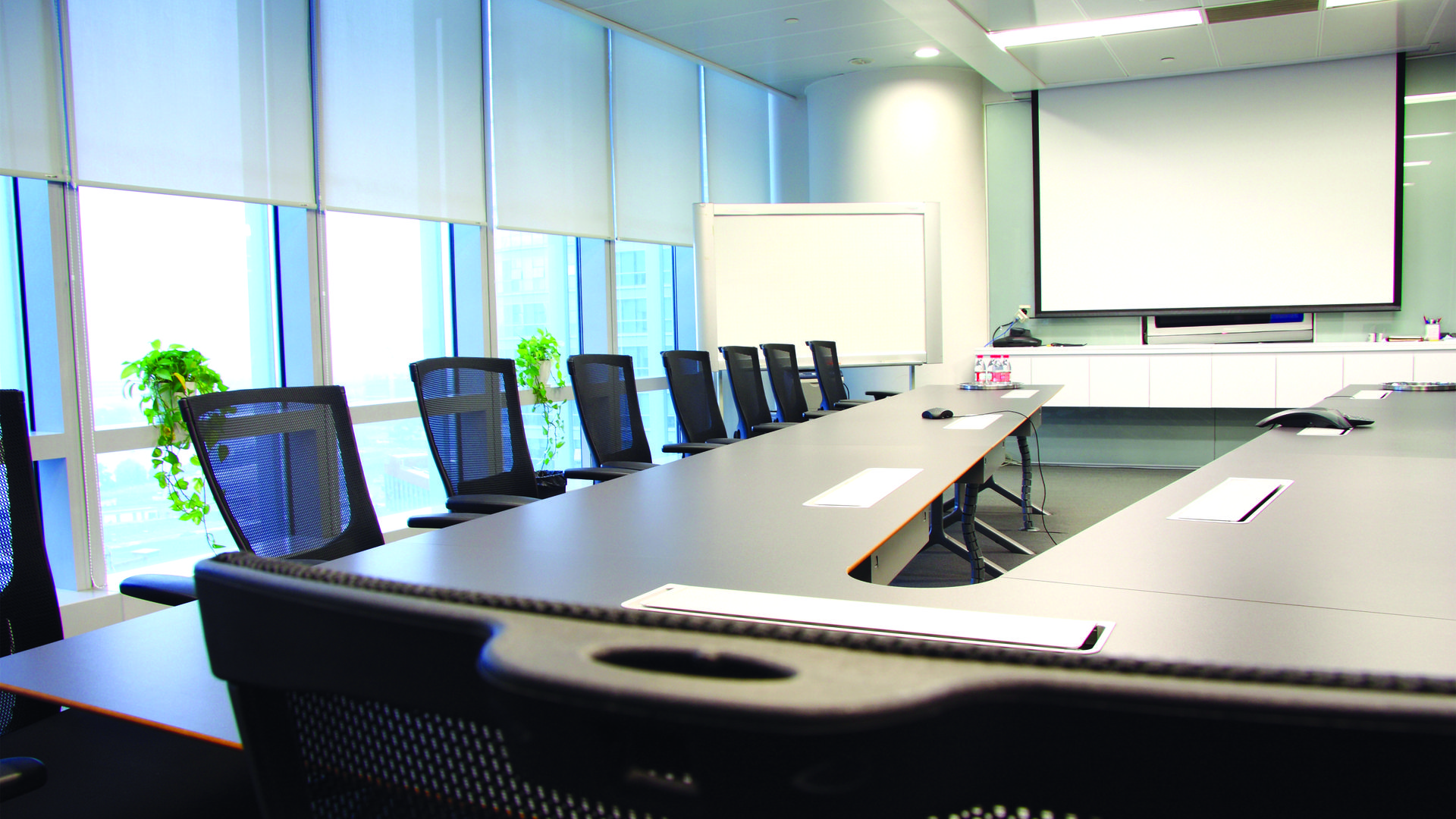 boardroom, vergaderruimte, presentatieruimte, vergadersysteem, presentatiesysteem, AV-systeem