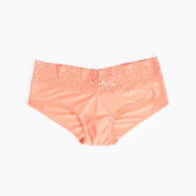 Daisy Short Blush