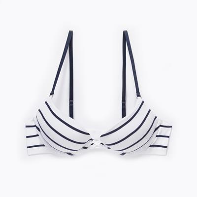 Demi White Nautic