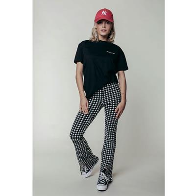 Colourful Rebel Dogtooth Flare Broek 11042 Zwart Wit