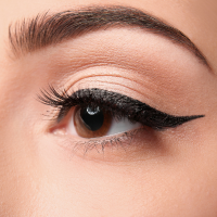 Hoe voorkom je dat je eyeliner uitloopt