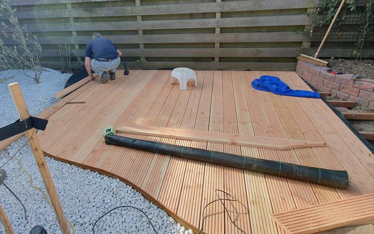 Hardhouten vlonderplanken of Douglas houten vlonderplanken